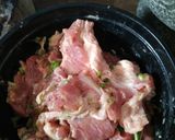 รูปขั้นตอนการทำที่ 2 ของ กระดูกอ่อนหมูนุ่ม จิ้มแจ่ว