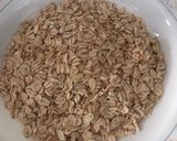 Foto del paso 1 de la receta: ¡Desayuno en 10 minutos! Avena con frutas ❤️🍐