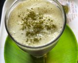 A picture of step 2 of Matcha banana honey smoothie.