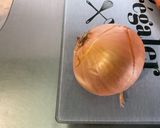 Une image de l'étape 8 de Poulet mariné aux carottes, champignons, épices et coriandre.