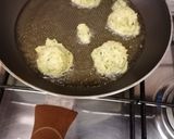 Foto del passaggio 2 della ricetta Coccole di zucchine