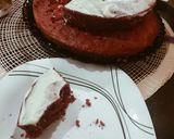 A picture of step 10 of 2 tier Red velvet cake.
