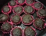 Foto langkah ke 6 dari resep Bolu Kukus Pisang Coklat (Eggless, No Mixer).