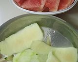 A picture of step 1 of Watermelon paratha.