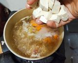 Foto langkah ke 5 dari resep Sup Tahu wortel toge.