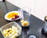 A picture of step 5 of Banana smoothie.