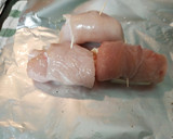 Foto del paso 2 de la receta: Rollitos de pechuga de pollo con papas