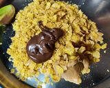 A picture of step 3 of Choco cornflakes ladoos.