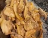 A picture of step 6 of Shogayaki (Stir fried pork with ginger sauce).