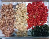 Foto langkah ke 2 dari resep Kering Tempe Spesial Bu Fatmah Bahalwan.