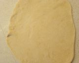 Foto del paso 5 de la receta: Empanadas de ricota y cebolla