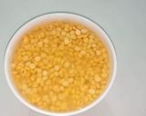 A picture of step 2 of Crispy Chana Dal Namkeen.