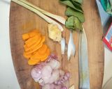 Foto langkah ke 1 dari resep Tumis Kikil simpel.
