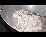 A picture of step 1 of Achari chicken veg pasta.