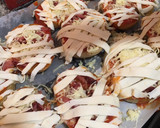 Foto del paso 5 de la receta: Patatas-pizza momia para Halloween 👻