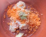 Foto langkah ke 1 dari resep Sup Bola - Bola Ayam Simple (MPASI 1y+).