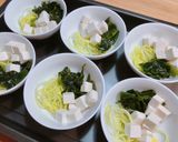 Hình bước làm 5 của món Súp Miso Rong Biển Đậu Hủ Nấm Mỡ