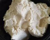 A picture of step 3 of Kesar Rasmalai.