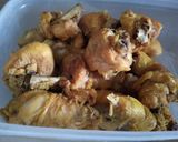 Foto langkah ke 2 dari resep 89. Ayam Goreng Lengkuas.