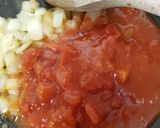 A picture of step 2 of My Chicken with sriracha sauce + Veg.
