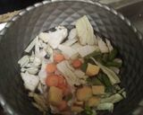 Foto langkah ke 1 dari resep Soup telur.