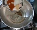 A picture of step 1 of Muthi Kabab Masala Salan.