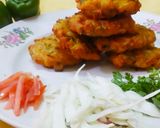 व्हेजी मॅगी कटलेट (veggie Maggie cutlet recipe in marathi) रेसिपी स्टेप 5 फोटो 