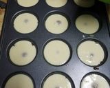 A picture of step 5 of Upside-down pineapple cupcakes.