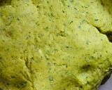 पौष्टीक पालक पराठा (palak paratha recipe in marathi) रेसिपी स्टेप 3 फोटो 