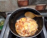 A picture of step 3 of इंस्टेंट अंडा ऑमलेट (Instant anda Omlate recipe in hindi).