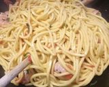 A picture of step 3 of Spaghetti chitarra al sugo di scampi.