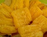 Foto langkah ke 6 dari resep Singkong goreng empuk merekah 2 versi.