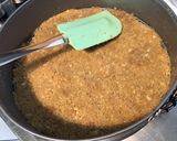 Une image de l'étape 3 de Cheesecake croquant aux cacahuètes (sans cuisson).
