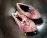 A picture of step 1 of Brown Rice Hilsa Biryani.