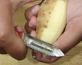 A picture of step 1 of Aloo Dum Banarasi 📌.