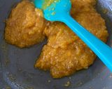 A picture of step 4 of Sharon fruit and mango halwa.