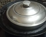 तांदळाच्या पिठाचे थालिपीठ रेसिपी स्टेप 4 फोटो 