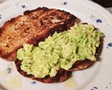 Foto del paso 6 de la receta Tostada con Aguacate, Queso de Cabra y Pavo