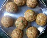 A picture of step 7 of Chinese meatballs.