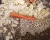 A picture of step 2 of Tomato Rice.