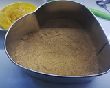 Foto del paso 1 de la receta: Tarta fría de queso con gelatina de mango natural 💗