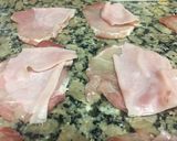 Foto del paso 2 de la receta: Filetes de lomo rellenos de jamón y queso con salsa ‘pimienta’