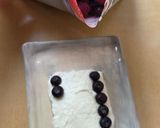 Foto del paso 2 de la receta: Smoothie Bowl Formato Bandera 🇦🇷 de Yogur Natural, Arándanos y Almendras