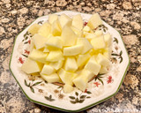 Foto del paso 3 de la receta: Tarta de queso rellena con manzanas