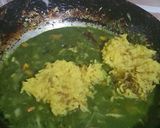 A picture of step 2 of Sahi veg palak paneer rice.