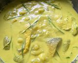Gambar langkah 7 resipi Ikan Senangin Masak Lemak dengan Belimbing Buluh.
