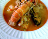 Foto del paso 28 de la receta: Sopa de marisco congelado y fresco con fondo de cebolletas