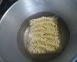 Foto langkah ke 1 dari resep Mie Gulung Sosis.