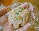 Hình bước làm 3 của món Chả ức gà (hấp và chiên)