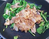 A picture of step 2 of Stir-Fried Rice Noodle Rolls with Soy Sauce (Pad See Ew Sen Kway Teow Lod).